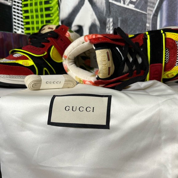 Gucci Sneakers size 4.5 - Picture 2 of 4